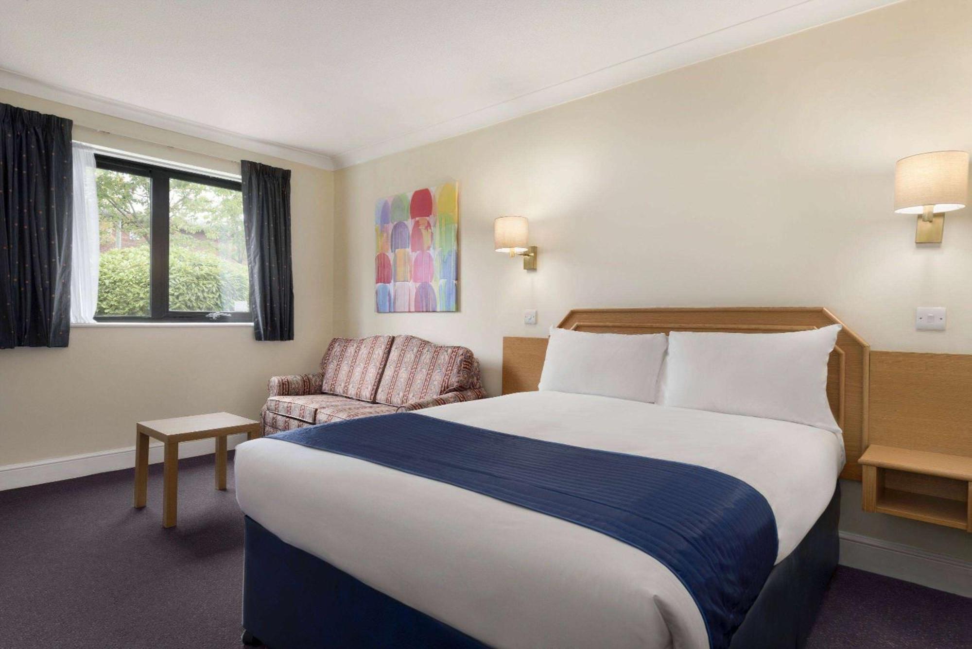 Days Inn Stafford Eksteriør bilde