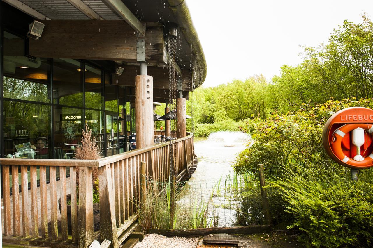Days Inn Stafford Eksteriør bilde